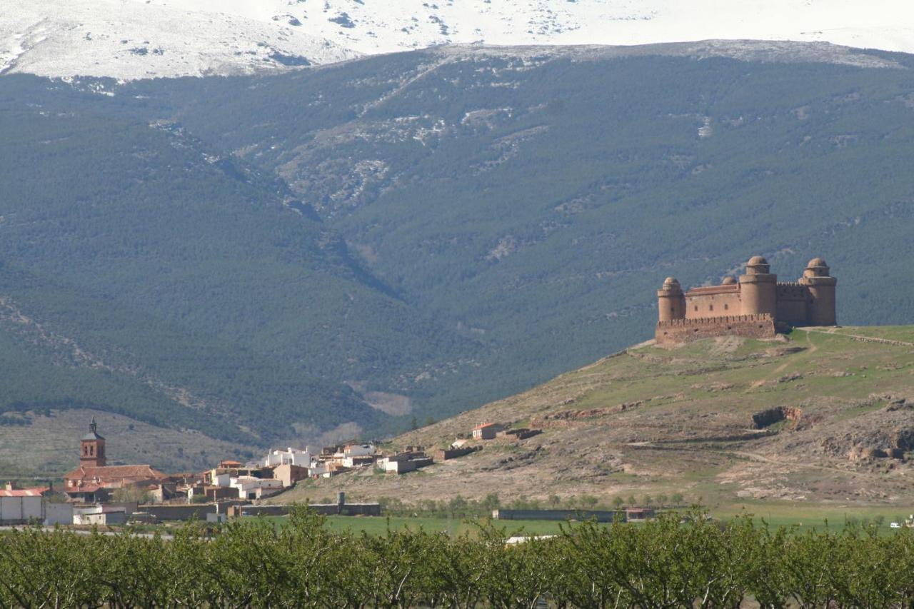 Labella - Hostal Rural Restaurante La Calahorra Exterior photo